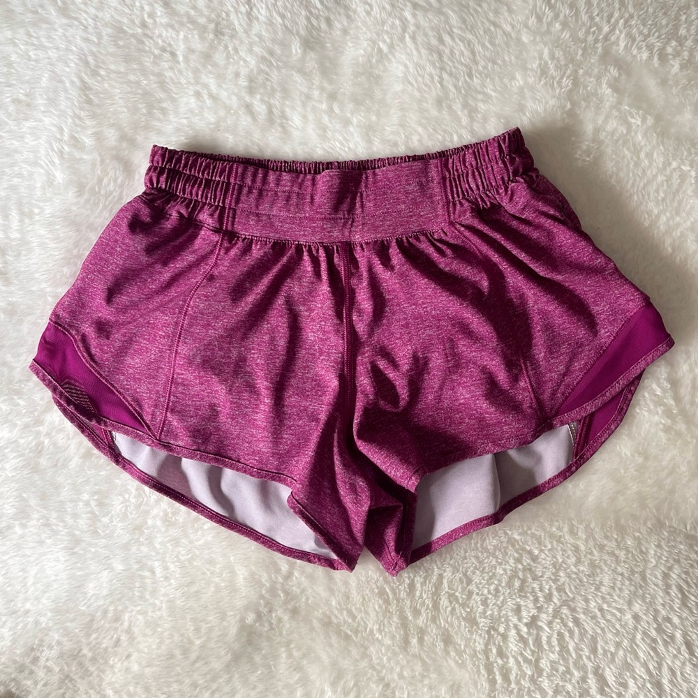 Lululemon Hotty Hot Shorts 2.5”